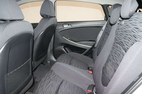 2019 Hyundai Accent Sport RB6