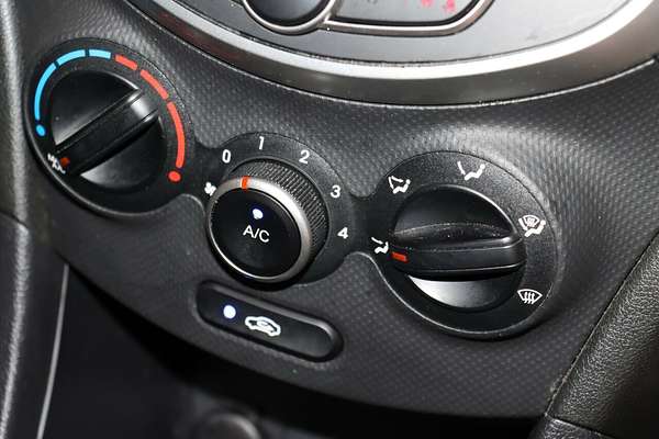 2019 Hyundai Accent Sport RB6
