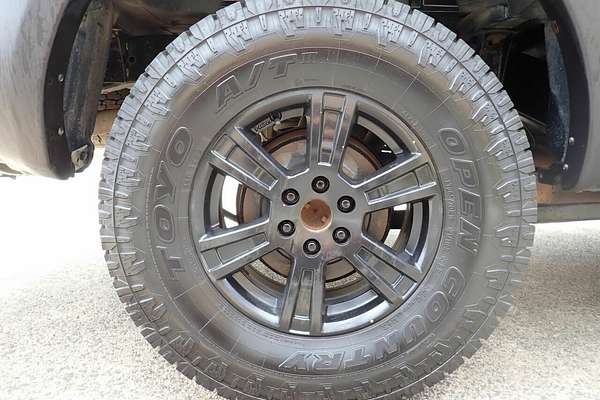2016 Nissan Navara RX N-Sport Dealer KIT (4x4) NP300 D23 4X4