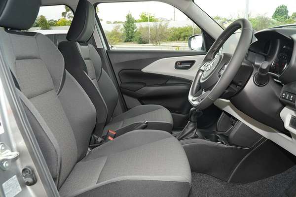 2024 Suzuki Swift Hybrid Plus UZ