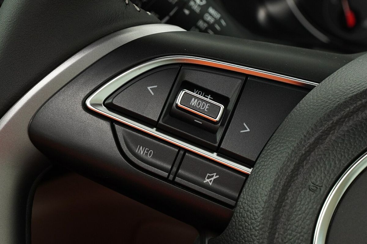2024 Suzuki Swift Hybrid Plus UZ