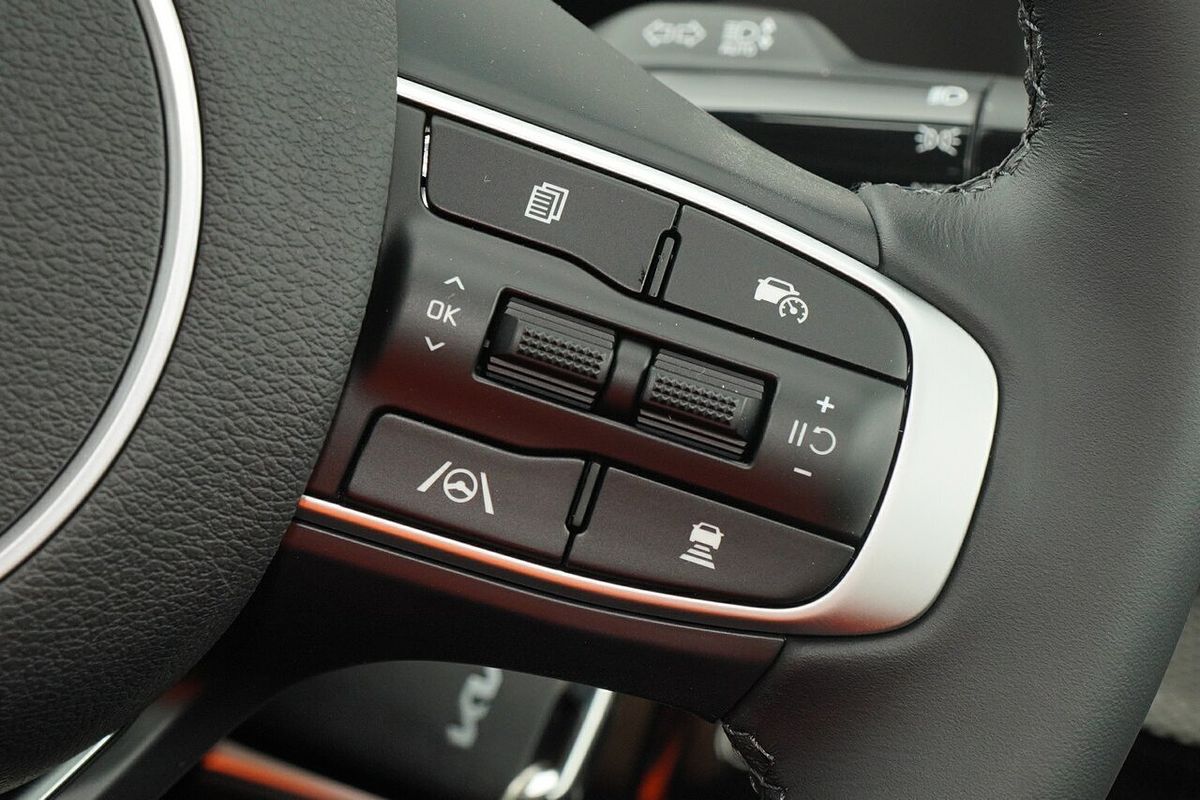 2024 Kia Sportage S NQ5