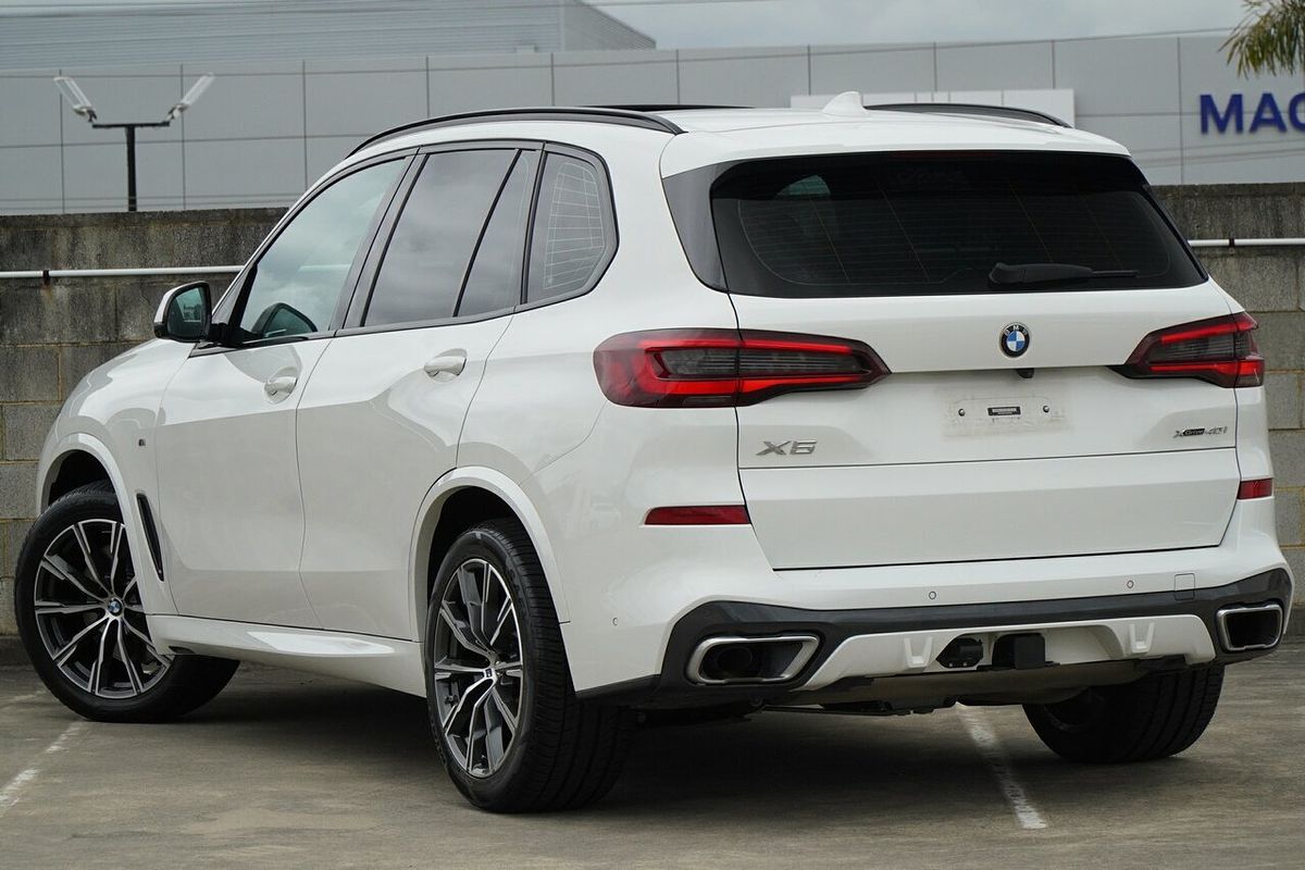 2022 BMW X5 xDrive40i M Sport G05