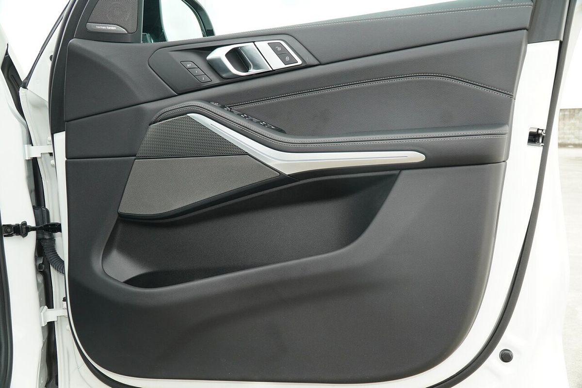 2022 BMW X5 xDrive40i M Sport G05