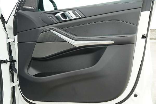 2022 BMW X5 xDrive40i M Sport G05