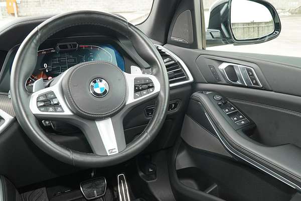 2022 BMW X5 xDrive40i M Sport G05