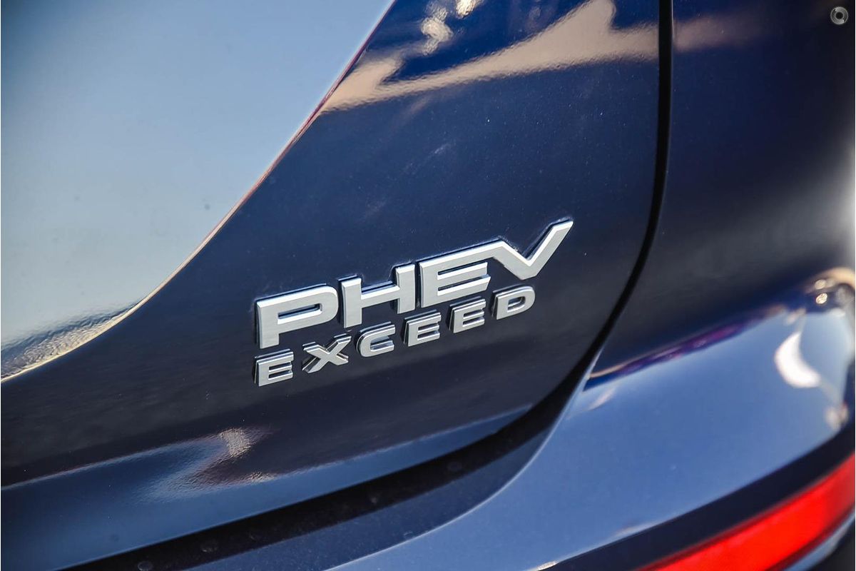 2024 Mitsubishi Outlander PHEV Exceed ZM