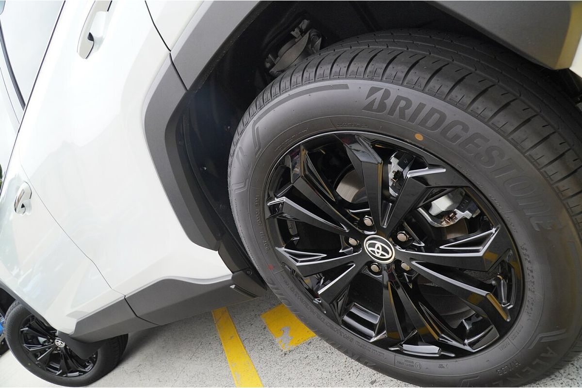 2024 Toyota RAV4 Cruiser AXAH54R