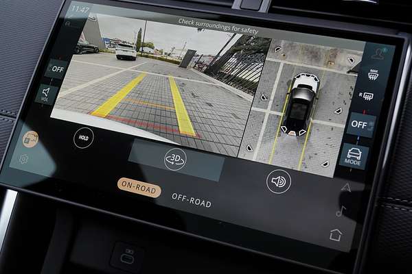 2025 Land Rover Discovery Sport P300e Dynamic SE L550