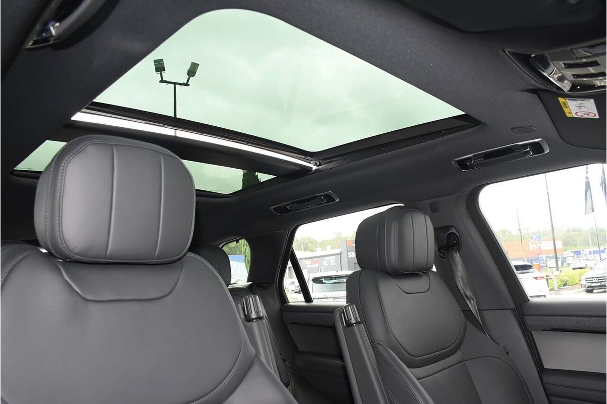 2024 Land Rover Range Rover Sport D300 Dynamic SE L461