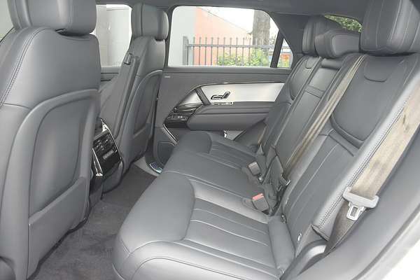 2024 Land Rover Range Rover Sport D250 Dynamic SE L461