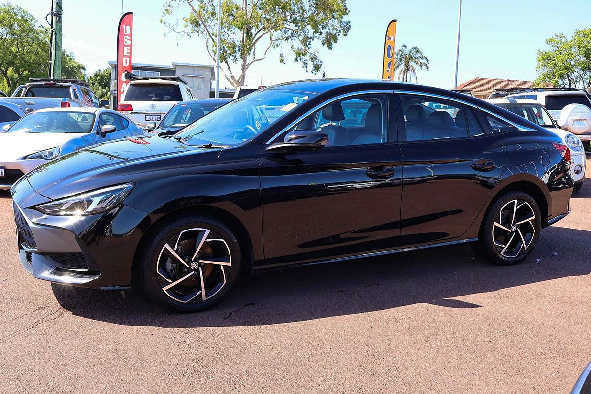 2024 MG MG5 Essence