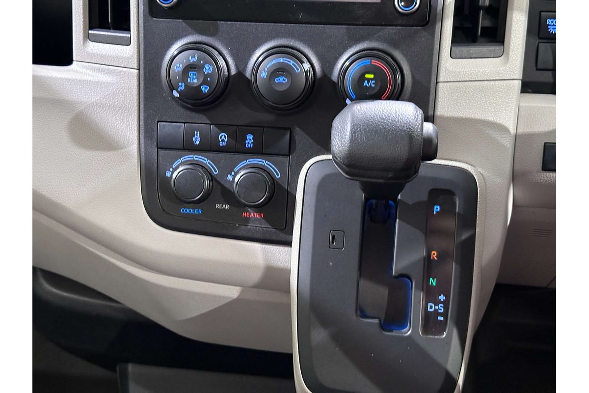 2019 Toyota Hiace Commuter GDH322R