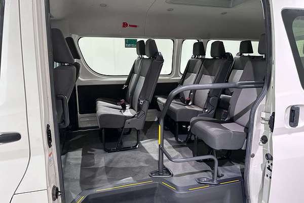 2019 Toyota Hiace Commuter GDH322R
