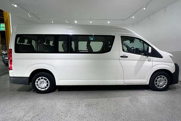 2019 Toyota Hiace Commuter GDH322R