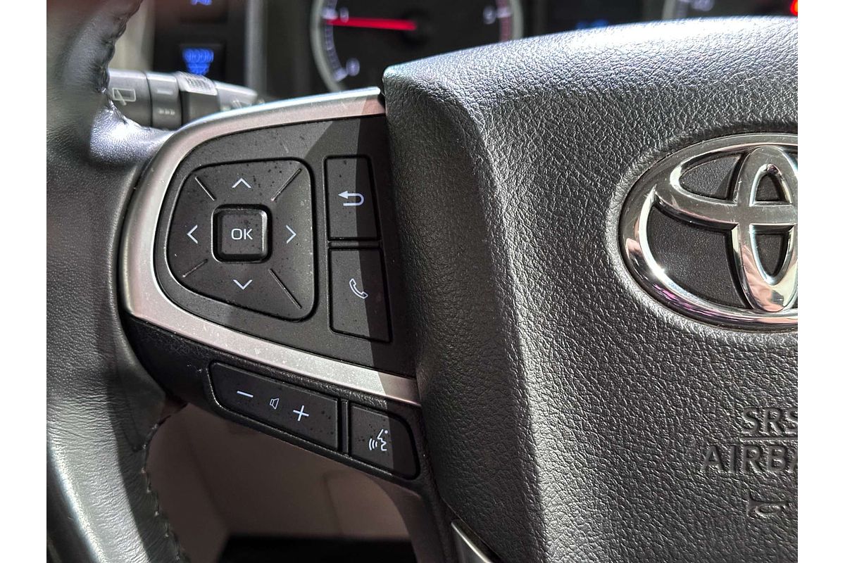 2019 Toyota Hiace Commuter GDH322R
