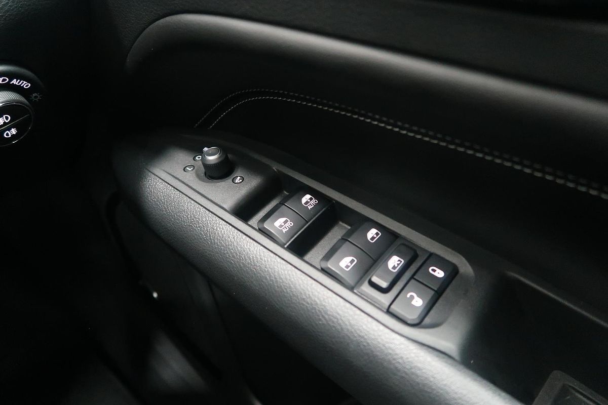 2023 Jeep Compass S-Limited M6
