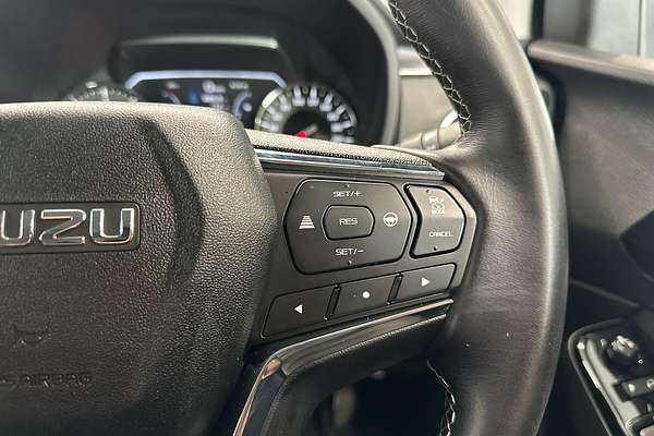 2023 Isuzu MU-X LS-U