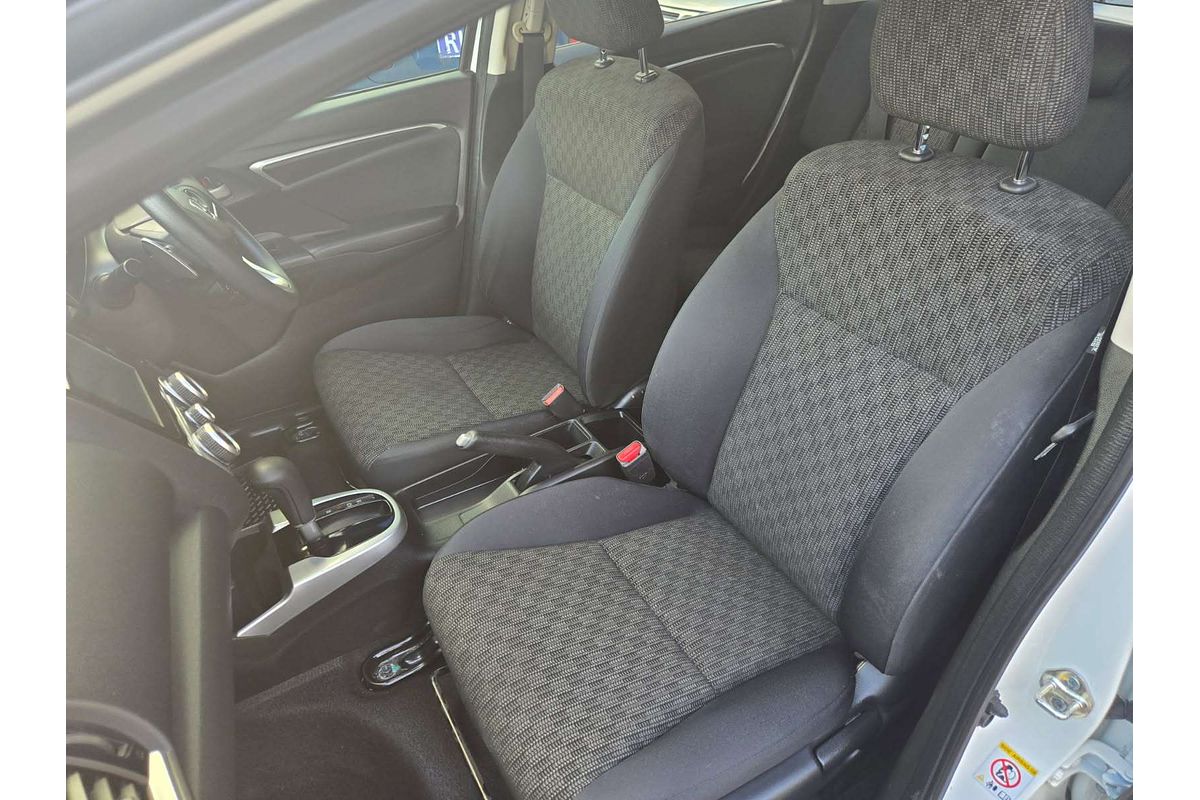 2015 Honda Jazz VTi GF