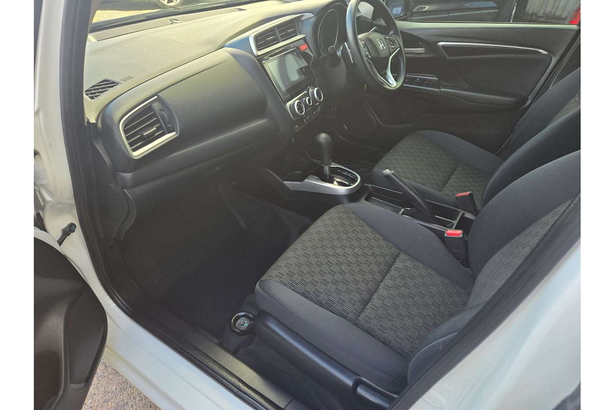 2015 Honda Jazz VTi GF