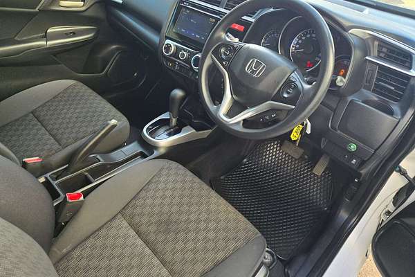2015 Honda Jazz VTi GF