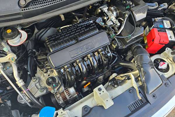 2015 Honda Jazz VTi GF