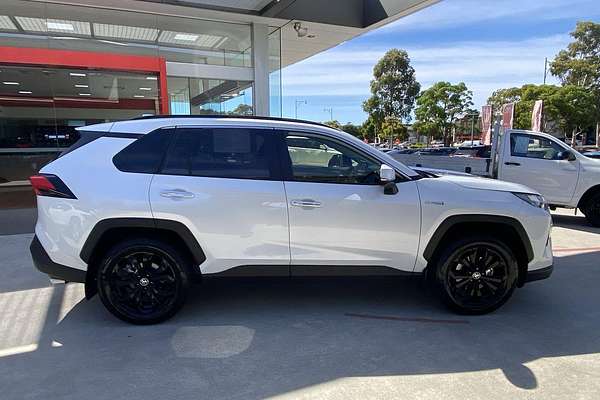 2023 Toyota RAV4 Cruiser AXAH52R