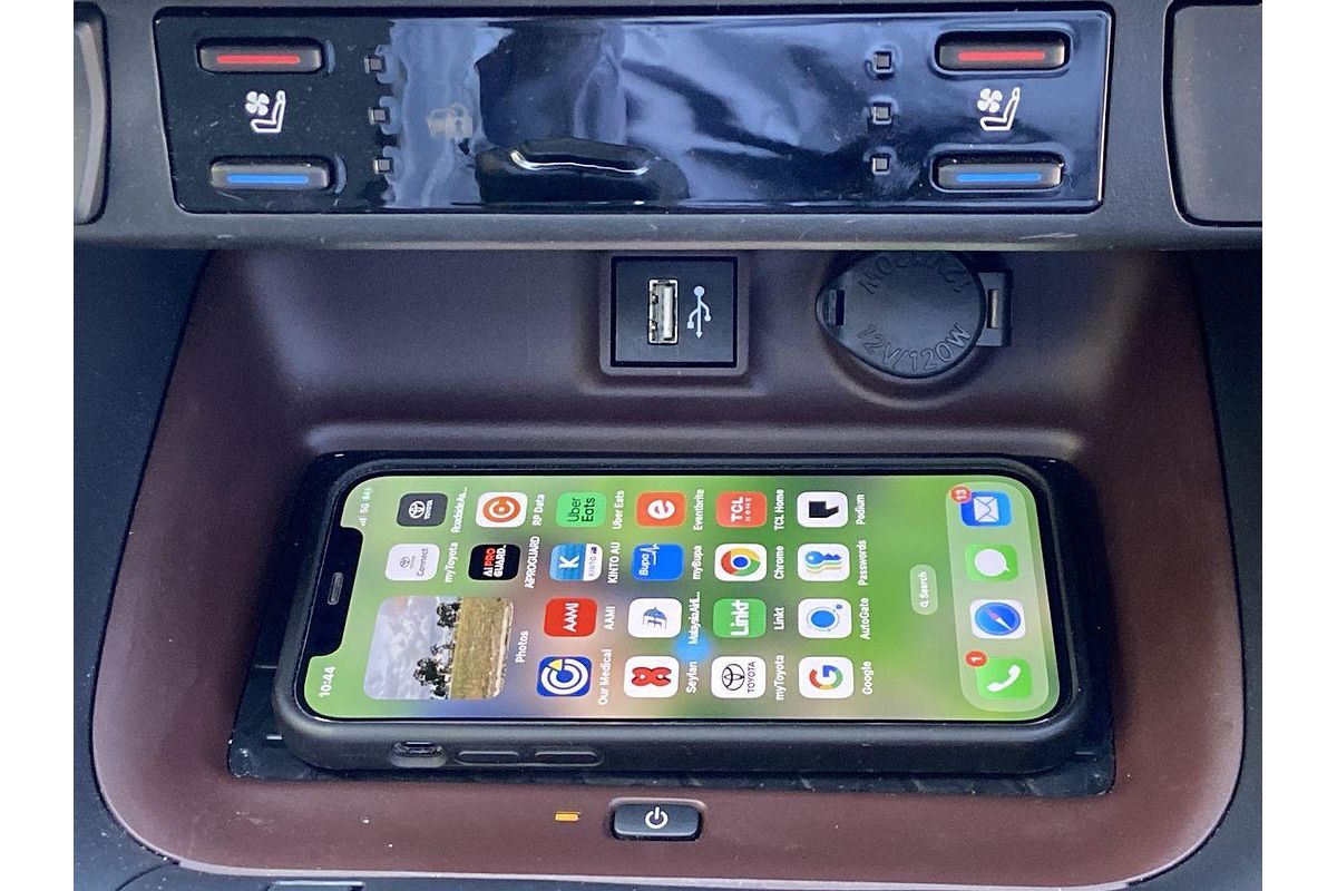 2023 Toyota RAV4 Cruiser AXAH52R