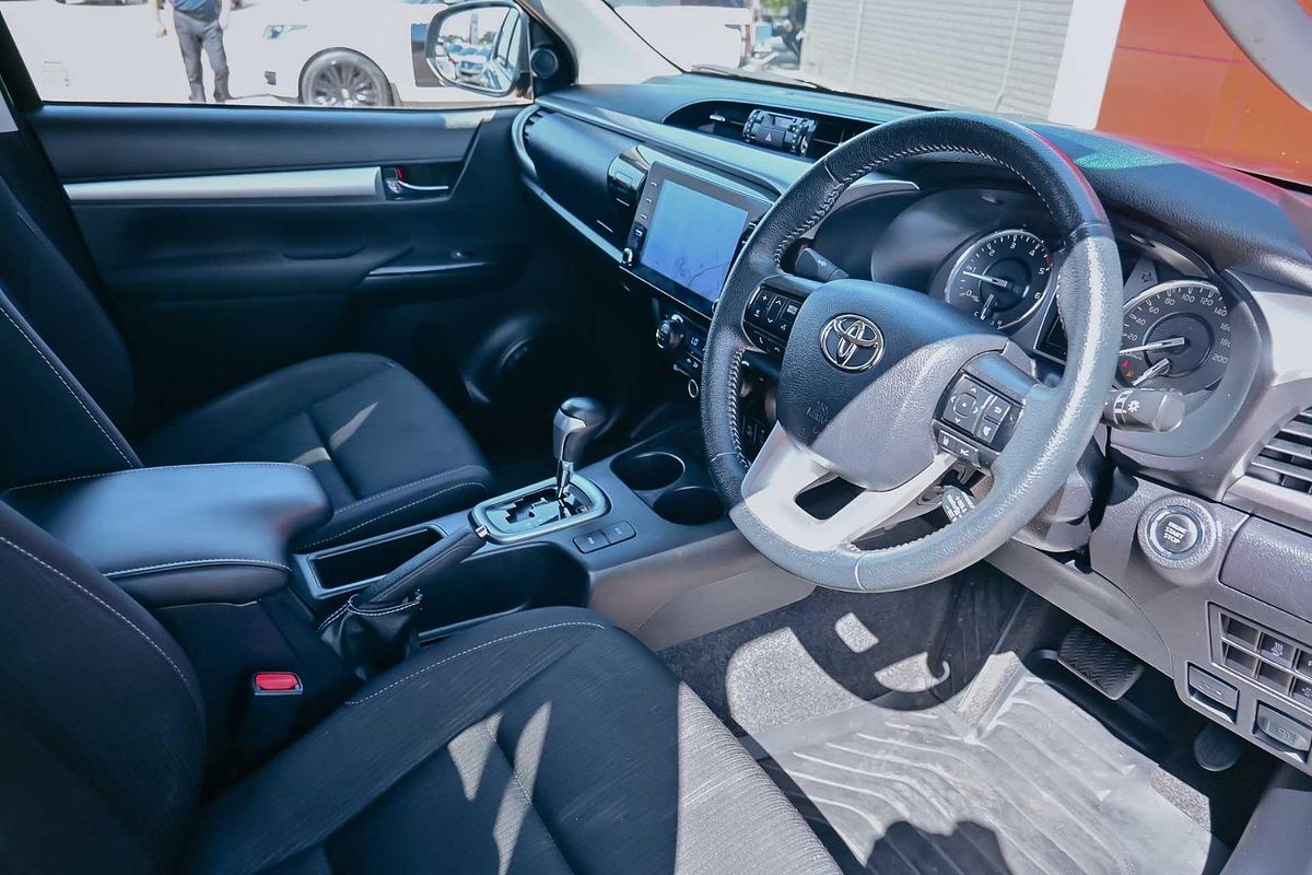 2022 Toyota Hilux SR5 GUN126R 4X4