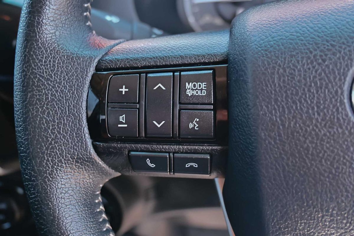 2022 Toyota Hilux SR5 GUN126R 4X4