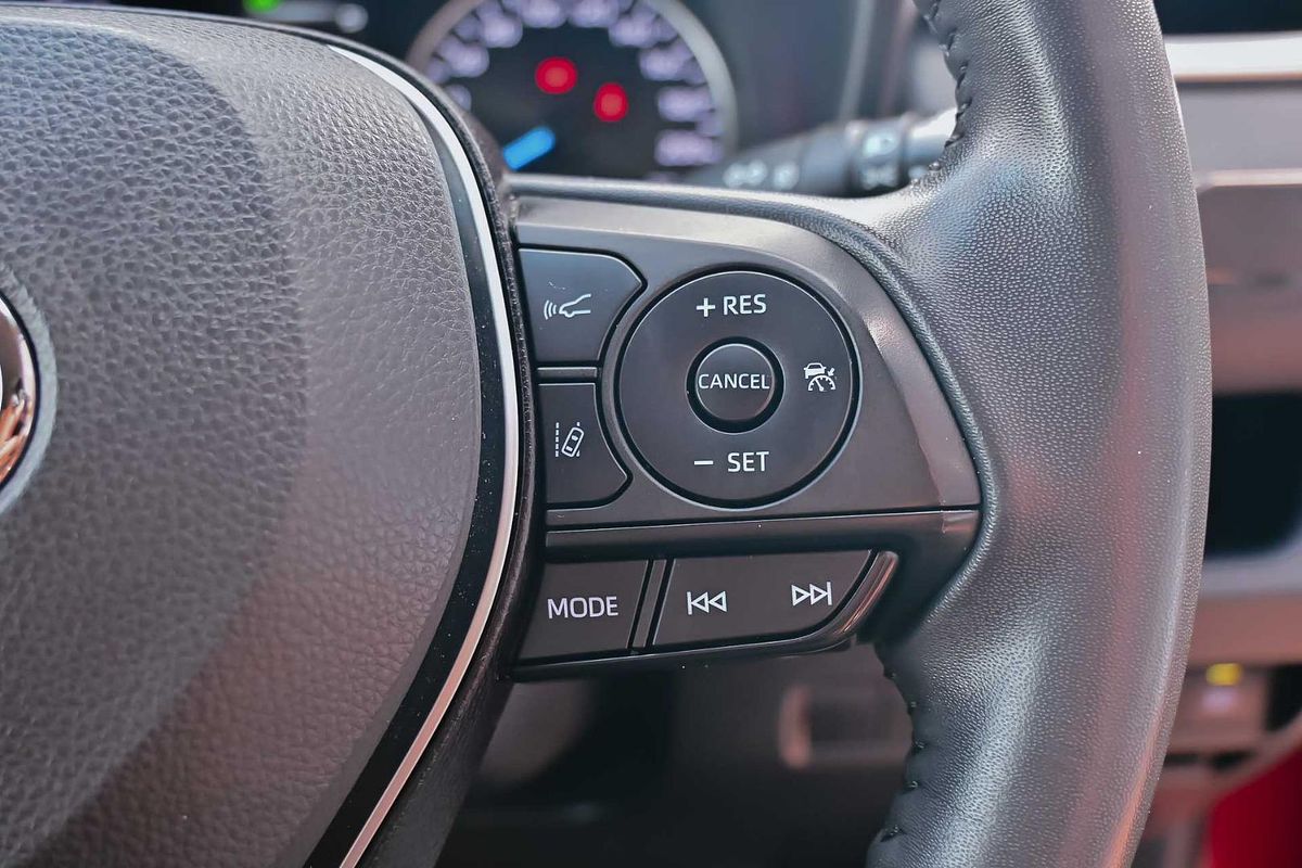 2021 Toyota RAV4 GXL AXAH54R