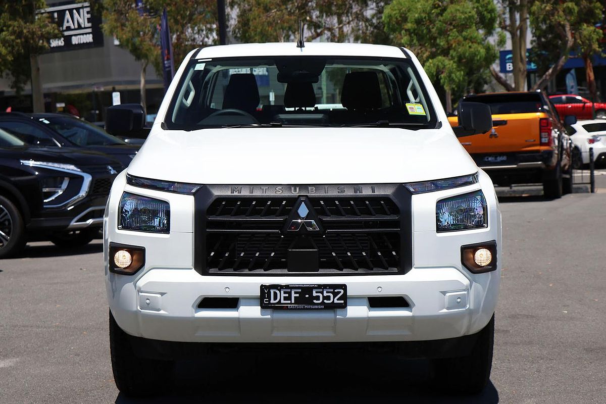 2024 Mitsubishi Triton GLX MV 4X4