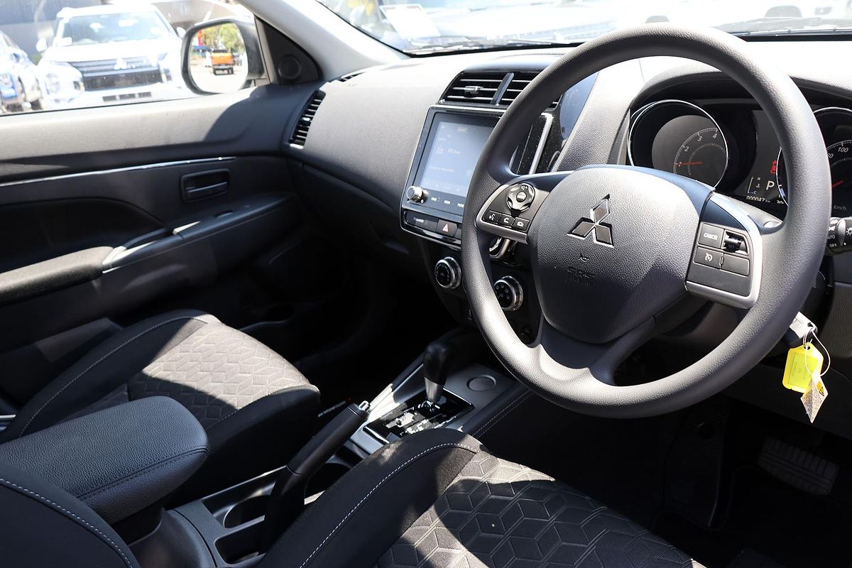 2024 Mitsubishi ASX ES XD