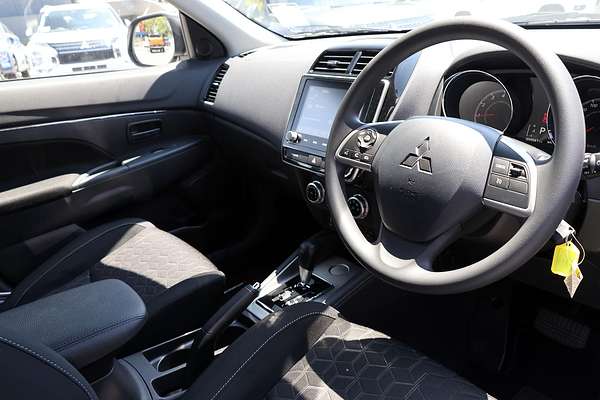 2024 Mitsubishi ASX ES XD