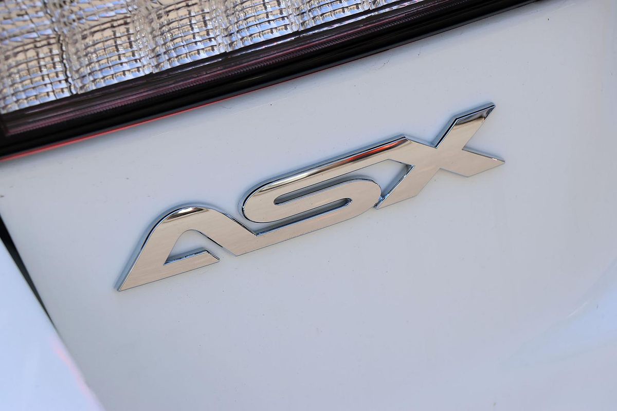 2024 Mitsubishi ASX ES XD