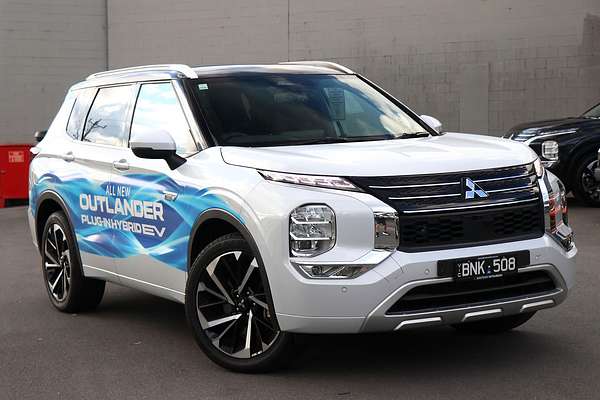 2022 Mitsubishi Outlander PHEV Exceed Tourer ZM
