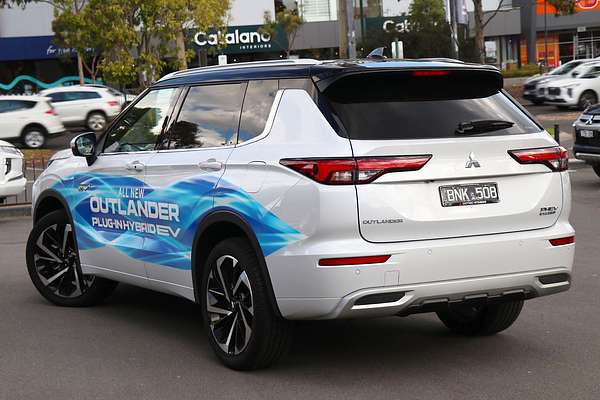 2022 Mitsubishi Outlander PHEV Exceed Tourer ZM