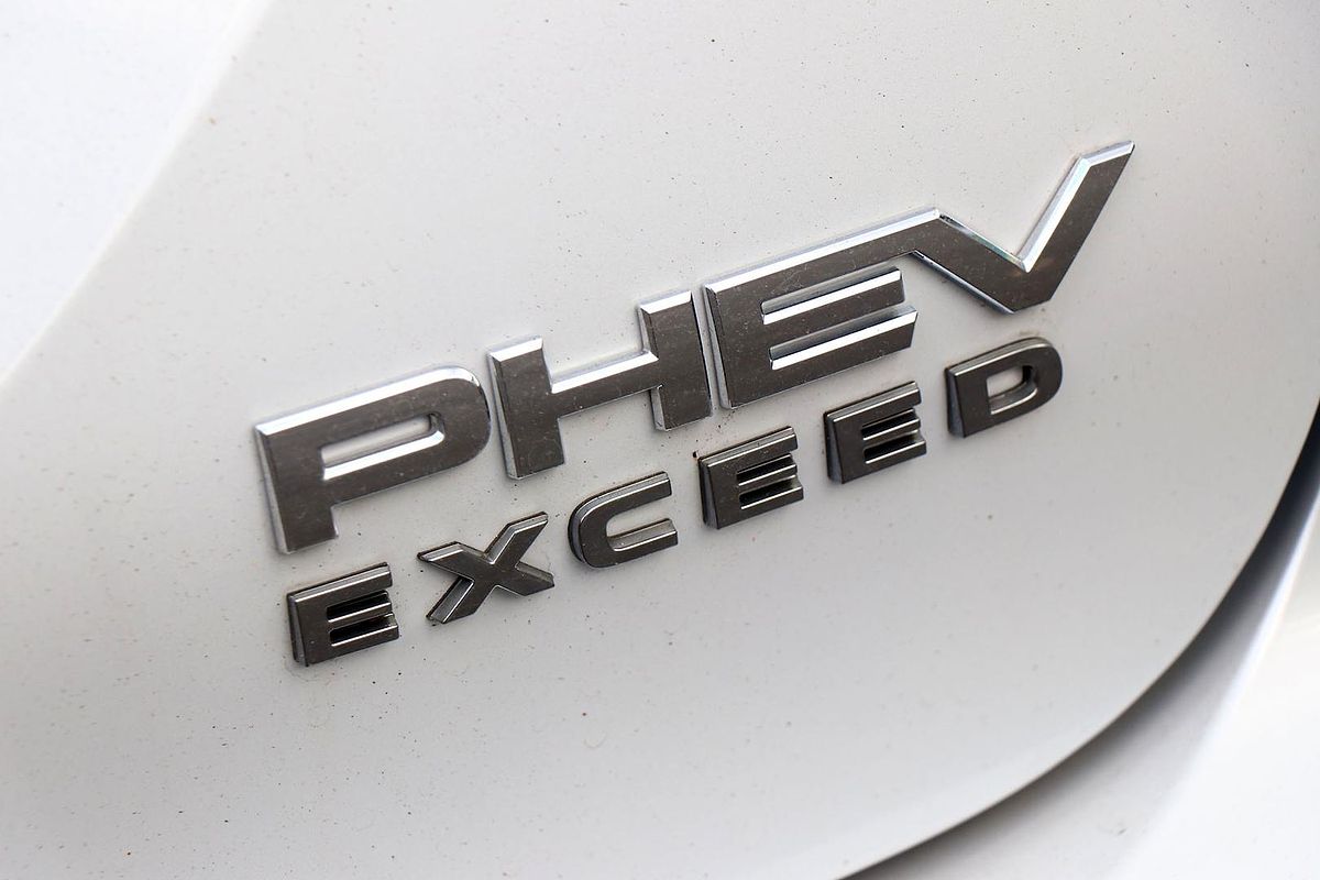 2022 Mitsubishi Outlander PHEV Exceed Tourer ZM