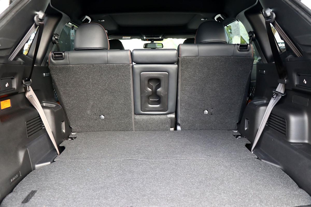 2022 Mitsubishi Outlander PHEV Exceed Tourer ZM