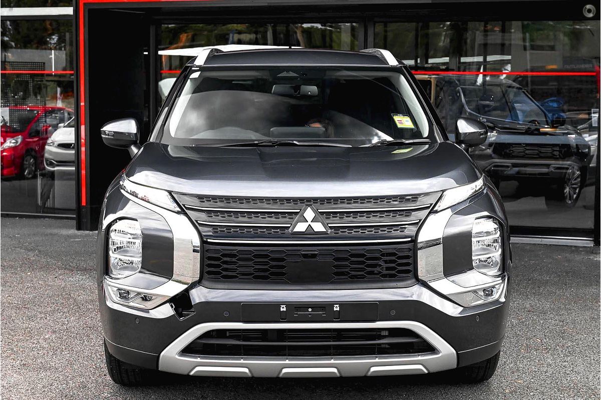 2024 Mitsubishi Outlander LS ZM