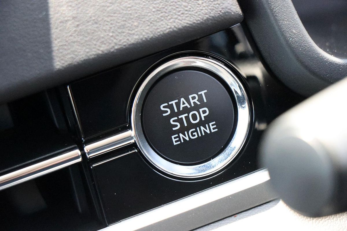 2024 Mitsubishi Outlander LS ZM