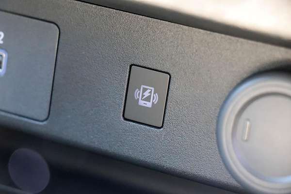 2024 Mitsubishi Outlander LS ZM