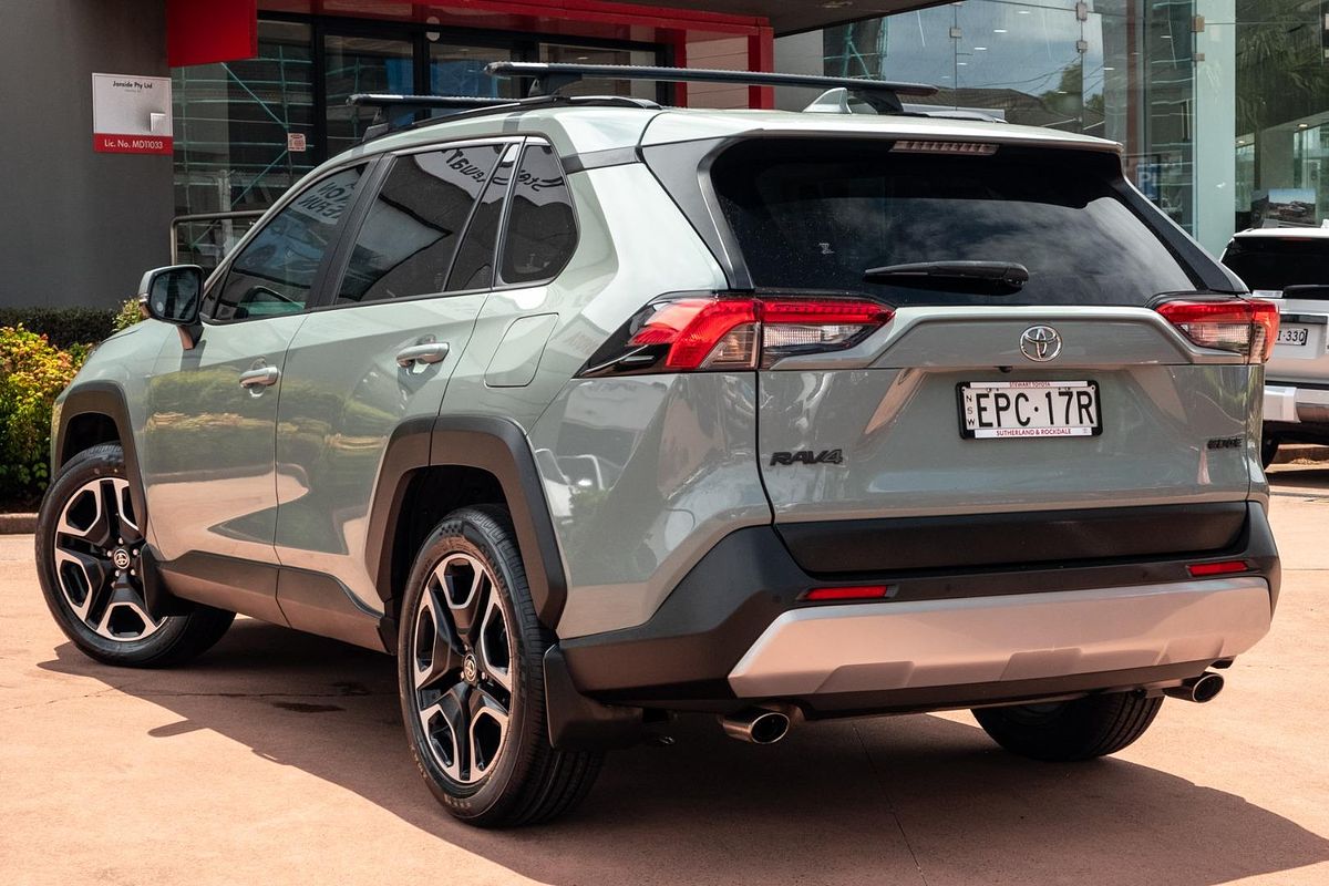 2021 Toyota RAV4 Edge AXAA54R