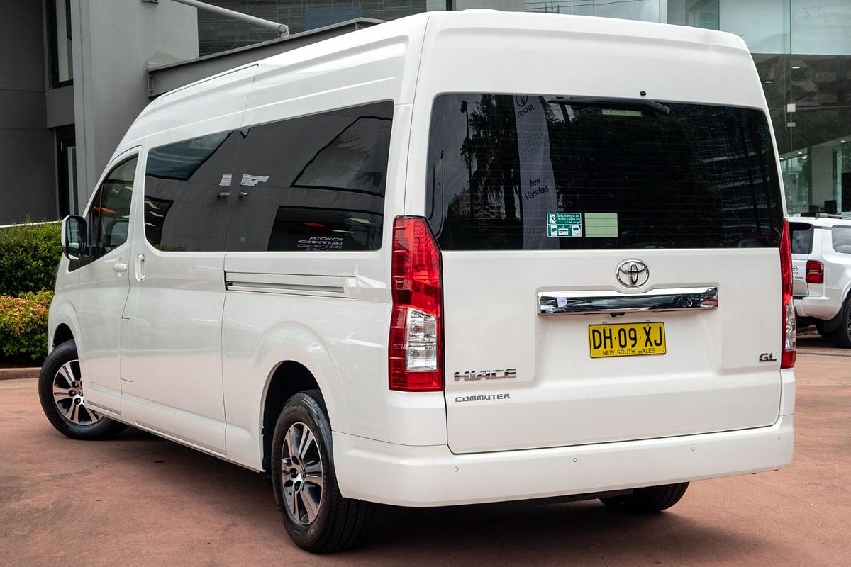 2020 Toyota Hiace Commuter GL GDH322R