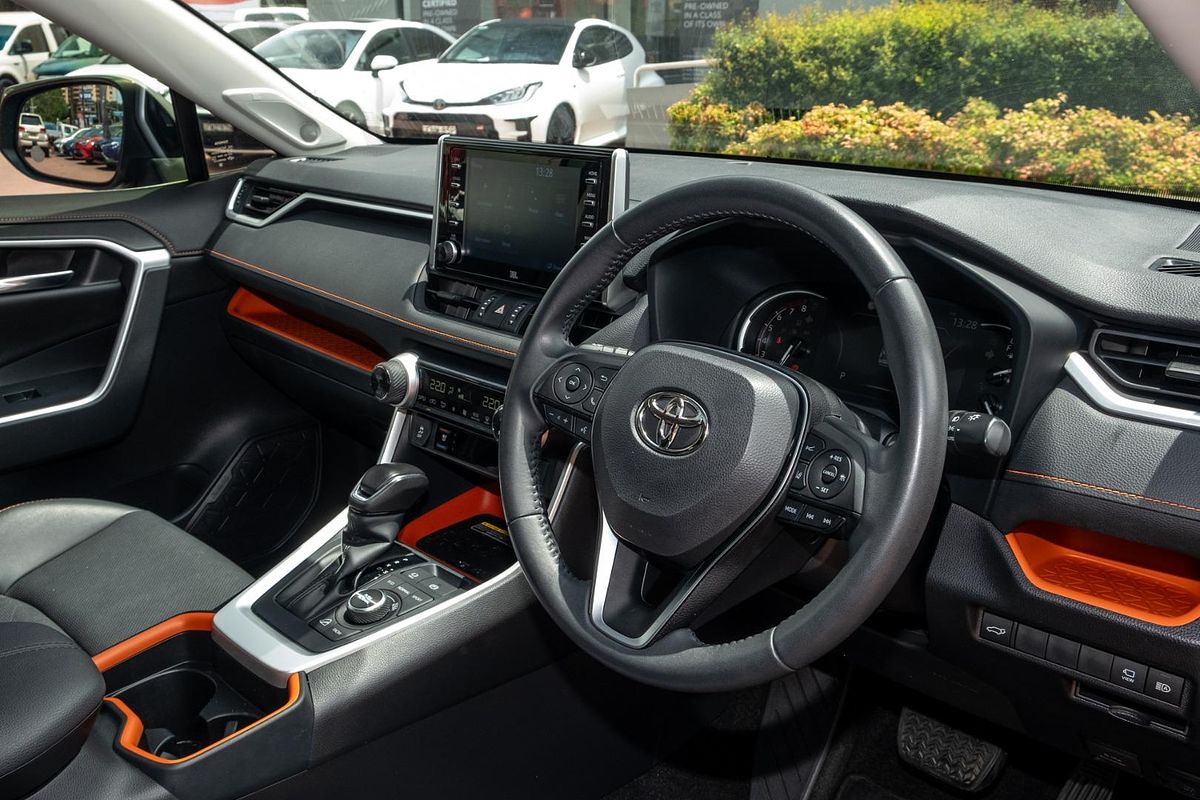 2021 Toyota RAV4 Edge AXAA54R