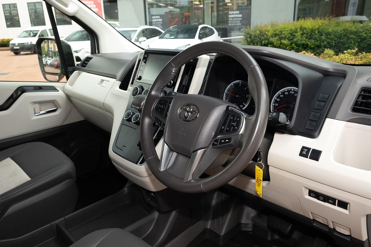2020 Toyota Hiace Commuter GL GDH322R
