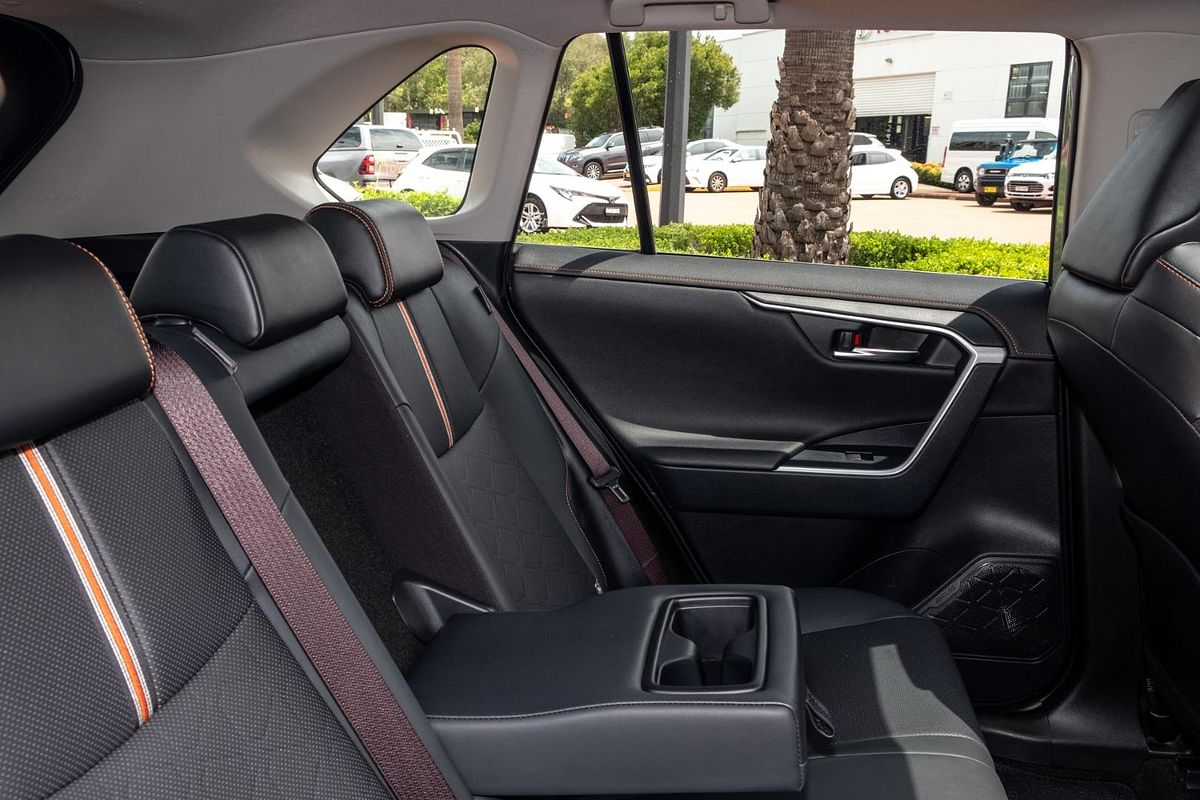 2021 Toyota RAV4 Edge AXAA54R