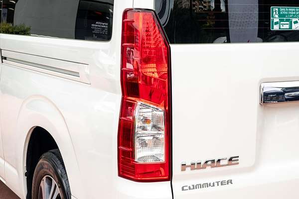 2020 Toyota Hiace Commuter GL GDH322R