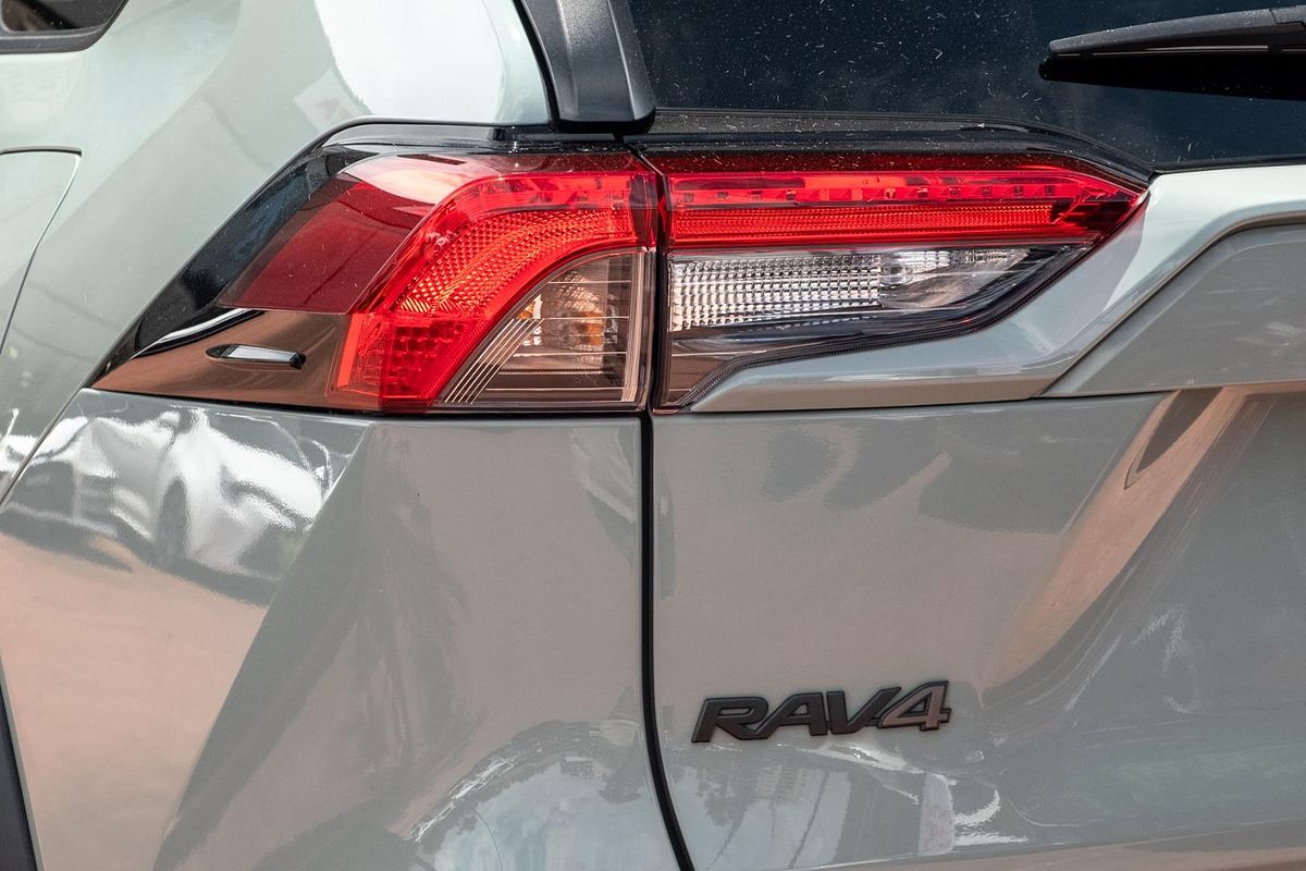 2021 Toyota RAV4 Edge AXAA54R