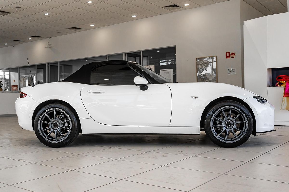 2015 Mazda MX-5 ND